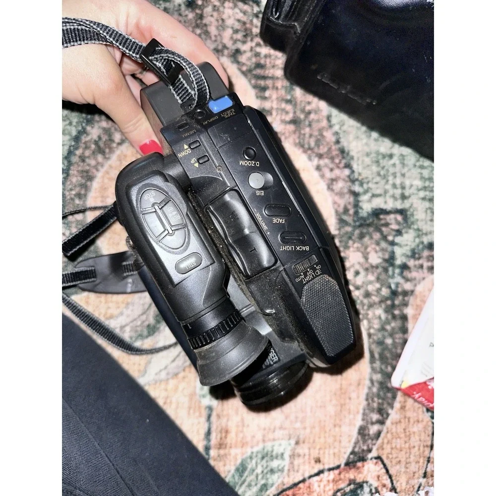 Panasonic VHSC Camcorder PalmSight VINTAGE‎ PV-L579D For ** Parts Only**